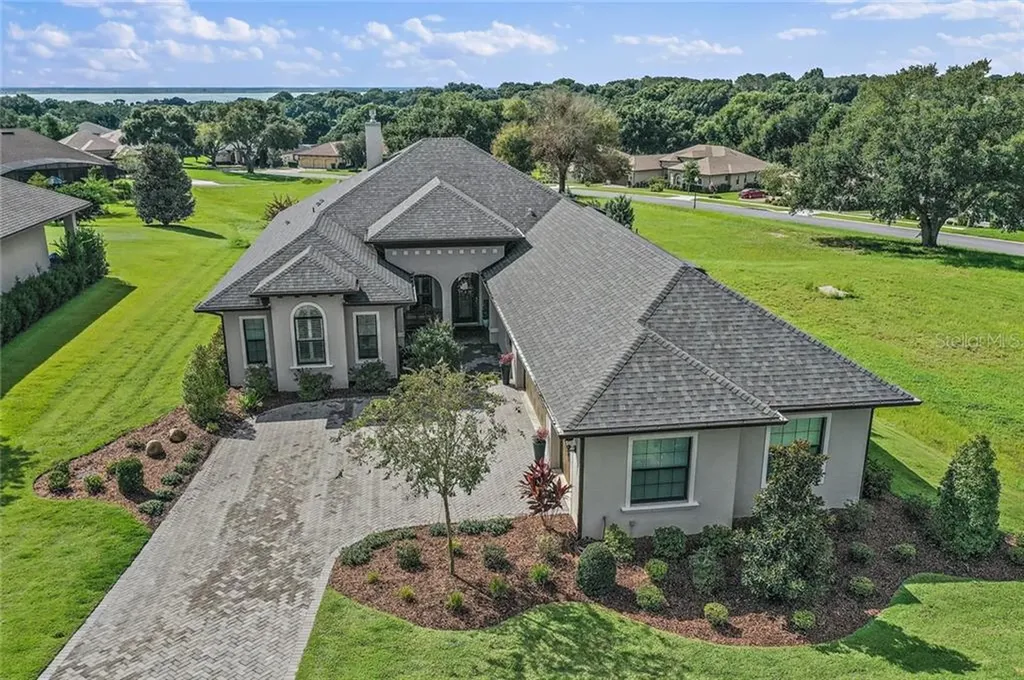 39650 Grove Heights Lady Lake FL 32159