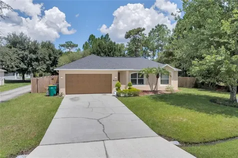 820 Halifax Drive Kissimmee FL 34758