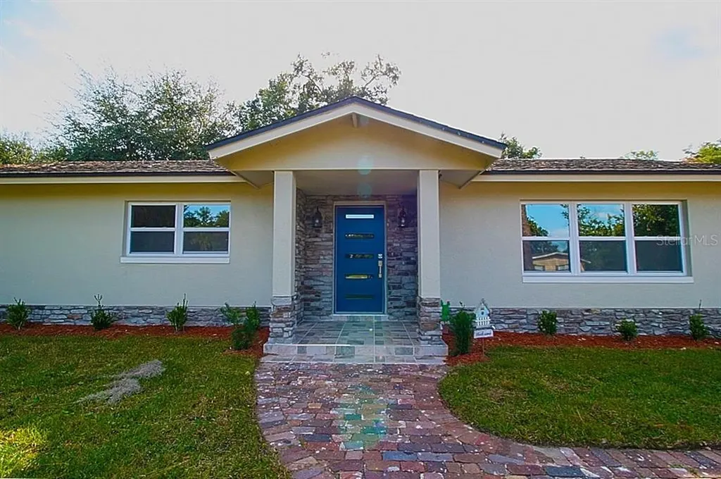 1512 Gatlin Avenue Orlando FL 32806