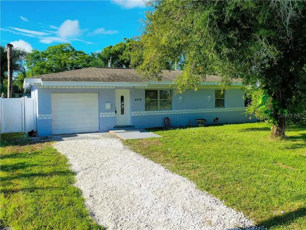 6470 83rd Avenue N Pinellas Park FL 33781