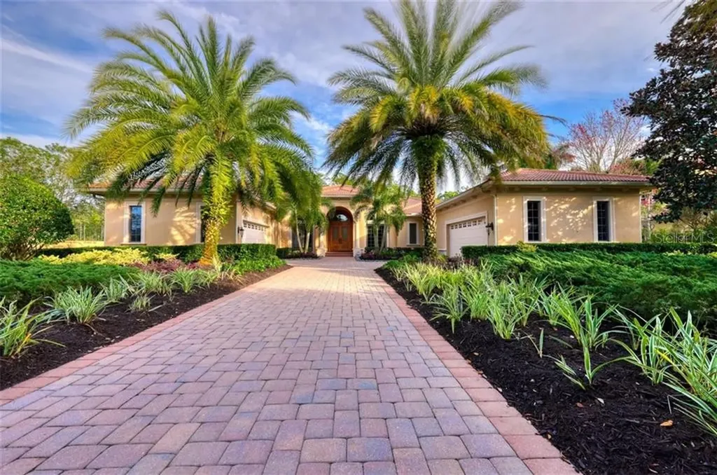 19432 Ganton Avenue Bradenton FL 34202
