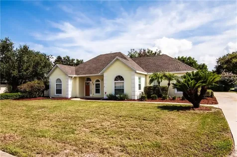 210 Shorewood Drive Tavares FL 32778