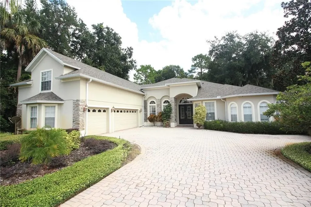 305 Glen Club Drive Debary FL 32713