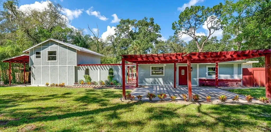 16116 E Lake Burrell Drive Lutz FL 33549