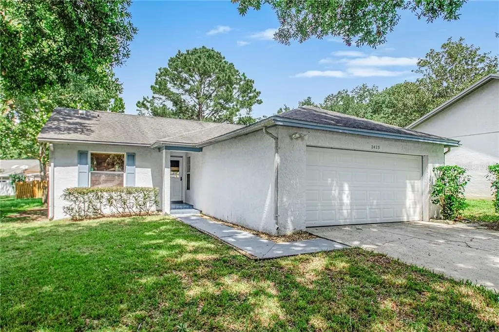 2423 Lake Mcdade Court Apopka FL 32703