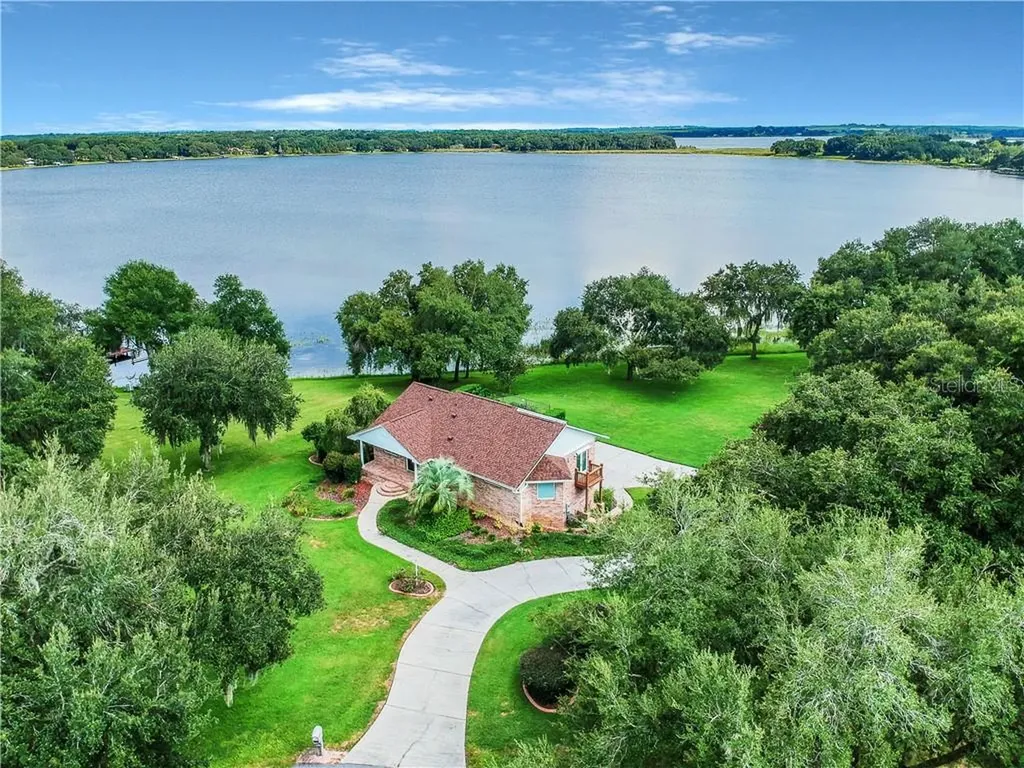 5950 Lake Emma Court Groveland FL 34736