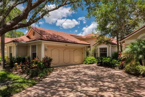 4084 Lyndhurst Court Sarasota FL 34235