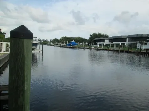 10408 Sandpiper Road W Bradenton FL 34209