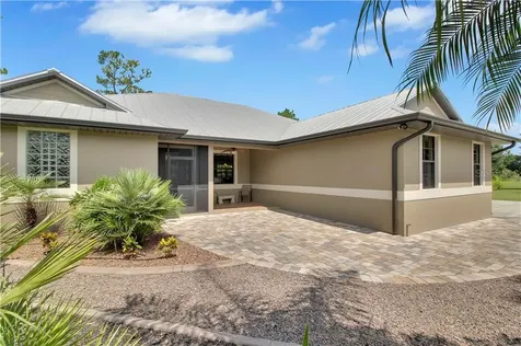 6038 Tropicaire Boulevard North Port FL 34291