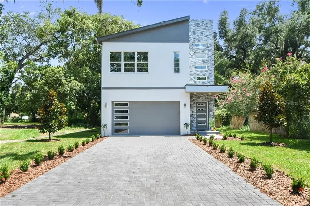 2214 Henderson Drive Orlando FL 32806