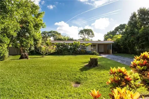2310 Granada Circle W St Petersburg FL 33712