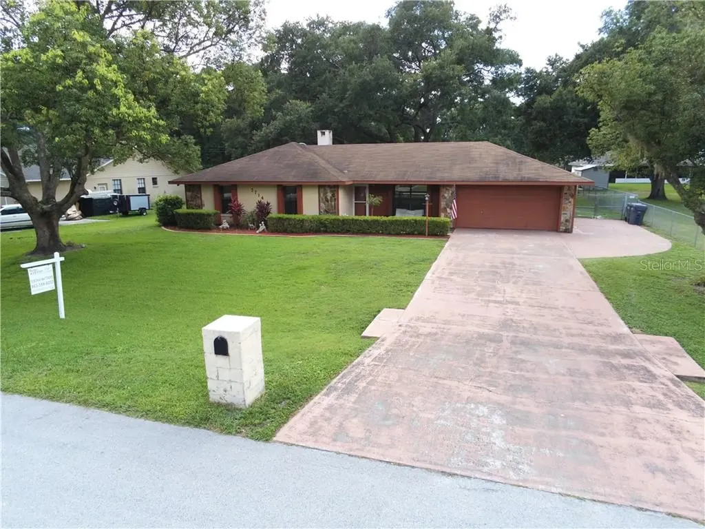 7714 Mather Road N Lakeland FL 33810