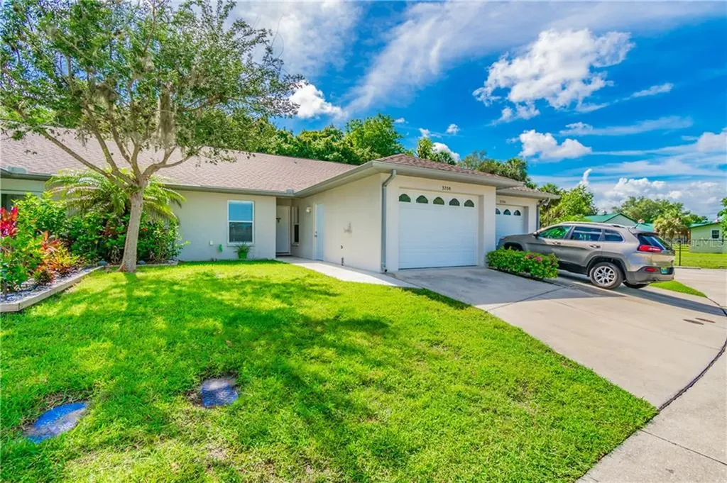 3708 3rd Avenue W Palmetto FL 34221