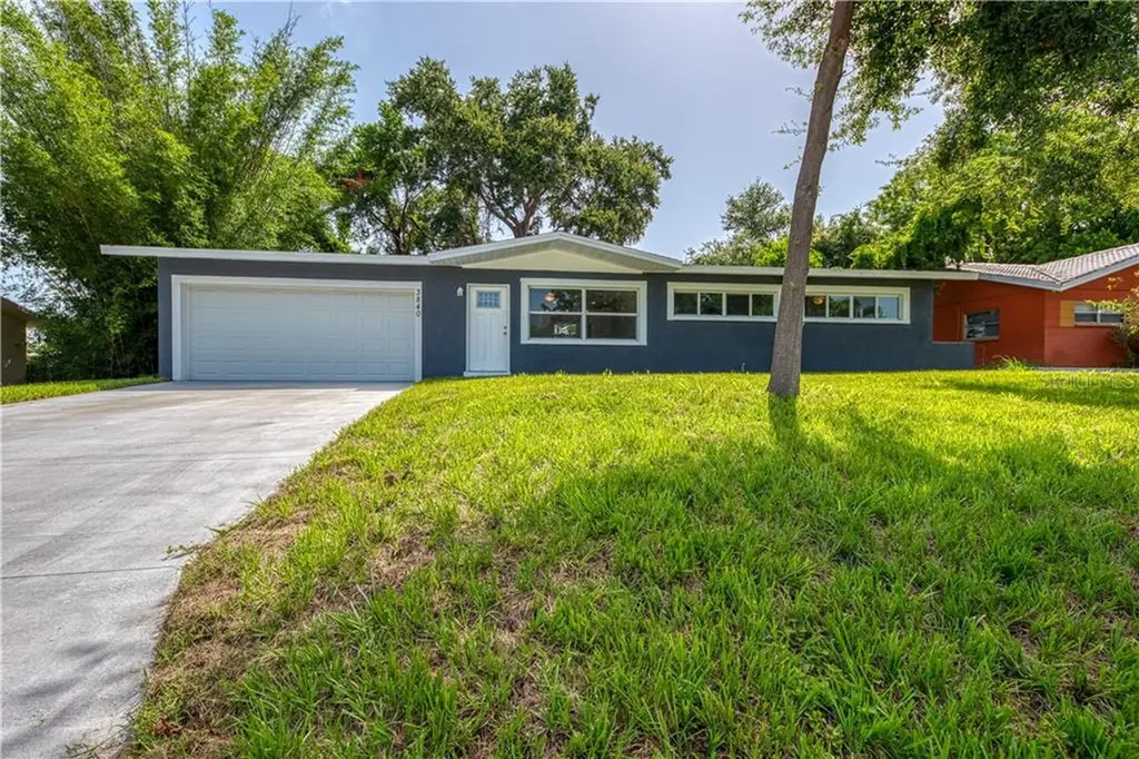 3840 Kingfish Drive SE St Petersburg FL 33705