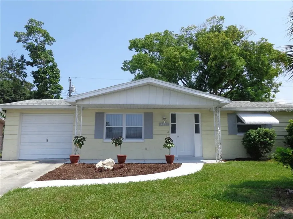4651 Tropical Lane Holiday FL 34690