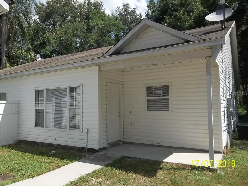 165 W Phelps Street Groveland FL 34736