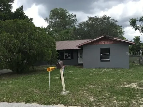 807 S Palmer Avenue Avon Park FL 33825