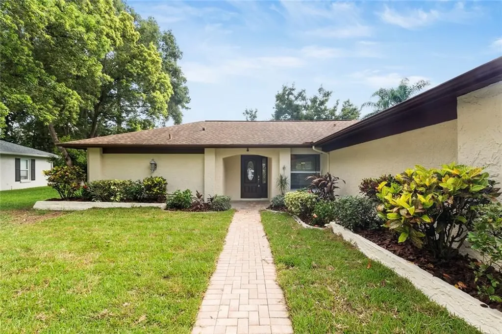 3305 E Dorchester Drive Palm Harbor FL 34684
