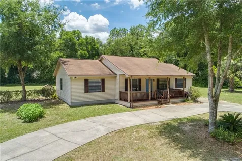 25914 Sackamaxon Drive Sorrento FL 32776