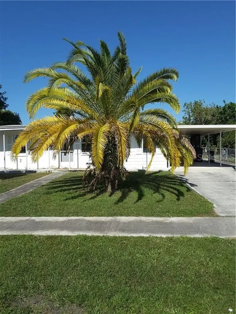 8600 Herbison Avenue North Port FL 34287