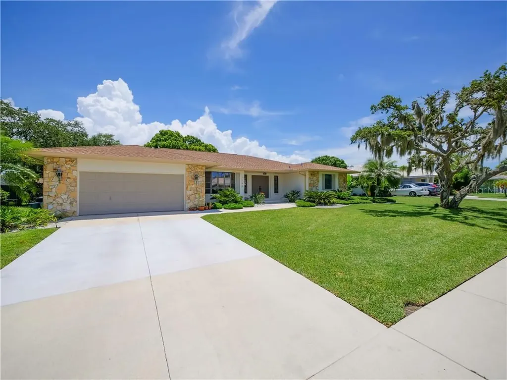 1102 Derian Place Nokomis FL 34275