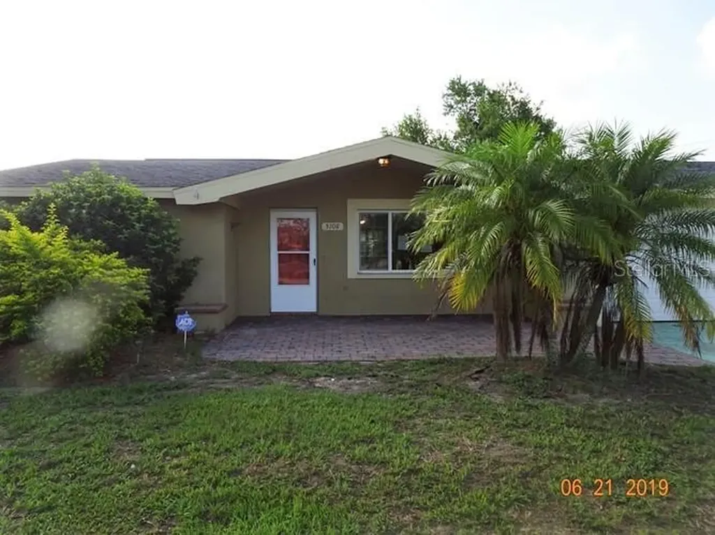 5108 Panorama Avenue Holiday FL 34690