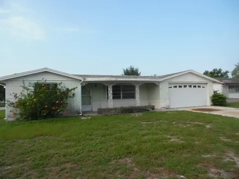 5318 Sparrow Drive Holiday FL 34690