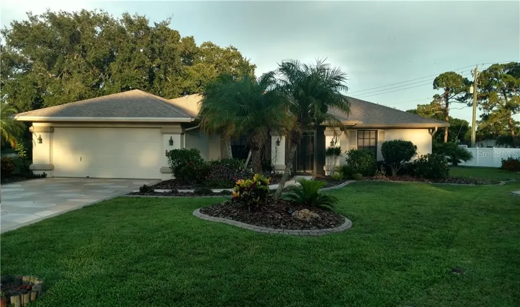 1888 Wood Hollow Court Sarasota FL 34235