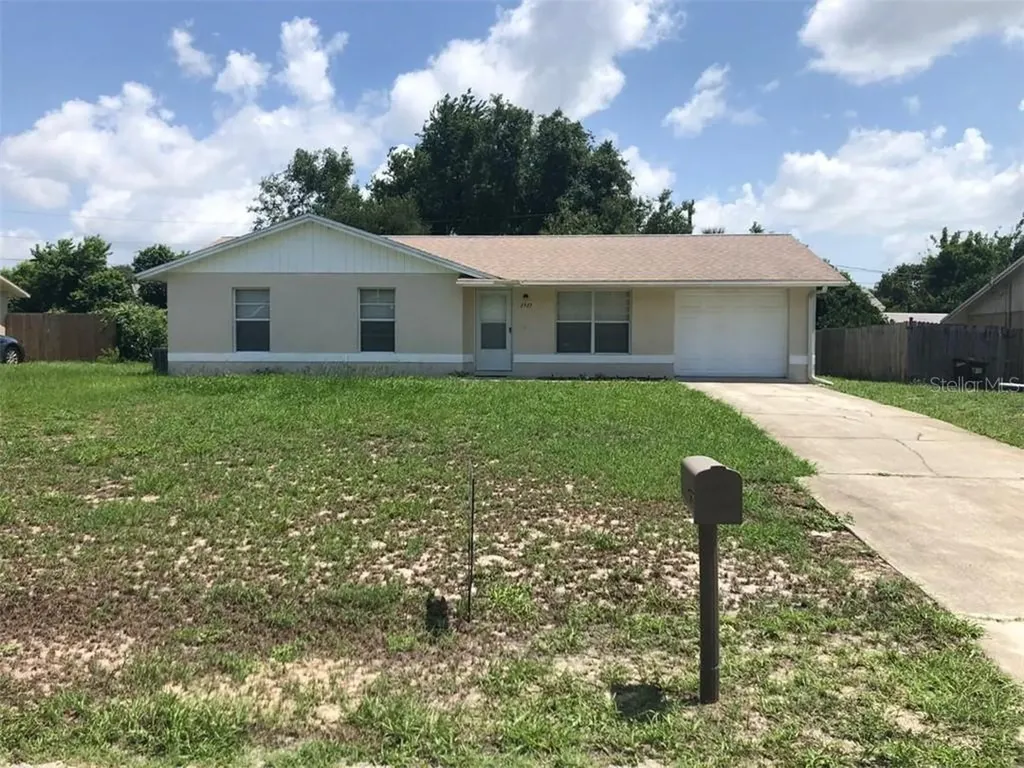 2927 Arrendonda Drive Deltona FL 32738