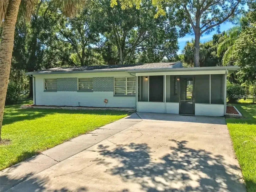 6501 Elliot Drive Tampa FL 33615