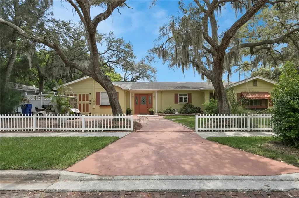 530 Locklie Street Dunedin FL 34698