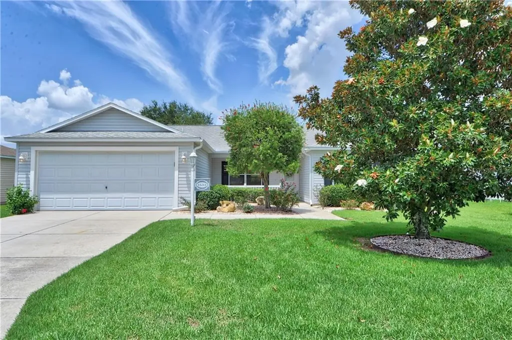 1533 Hollyberry Place The Villages FL 32162