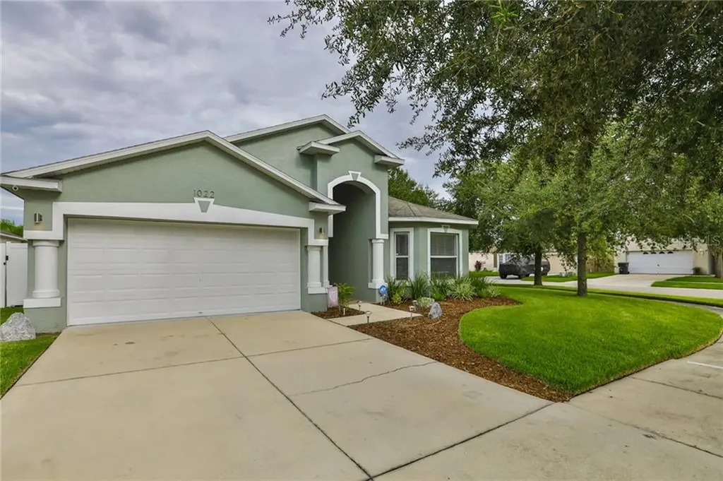 1022 Cristelle Jean Drive Ruskin FL 33570