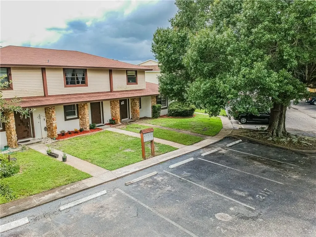 2119 Oak Chace Court Tampa FL 33613