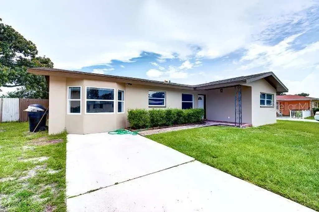 2300 Chaucer Street Clearwater FL 33765