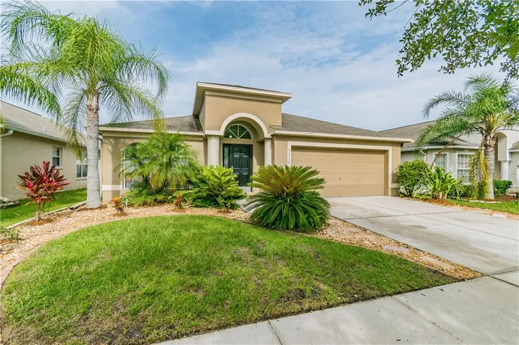 7318 Parkersburg Drive Wesley Chapel FL 33545