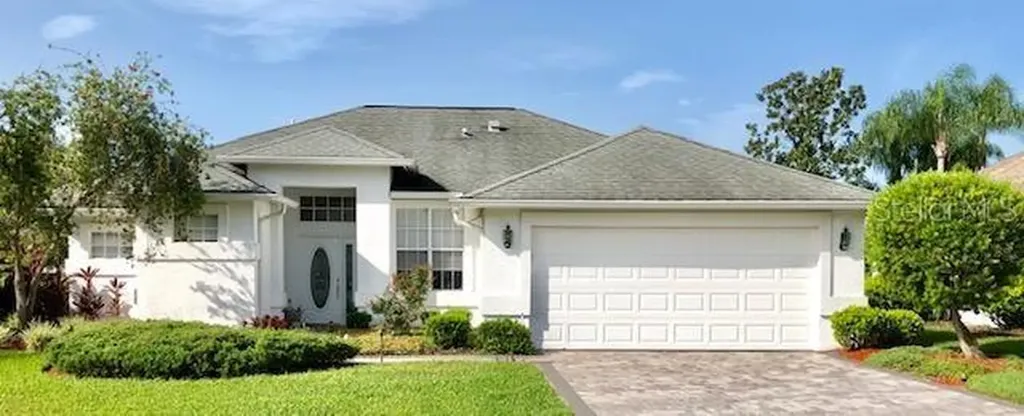 5305 Waterleaf Court Valrico FL 33596