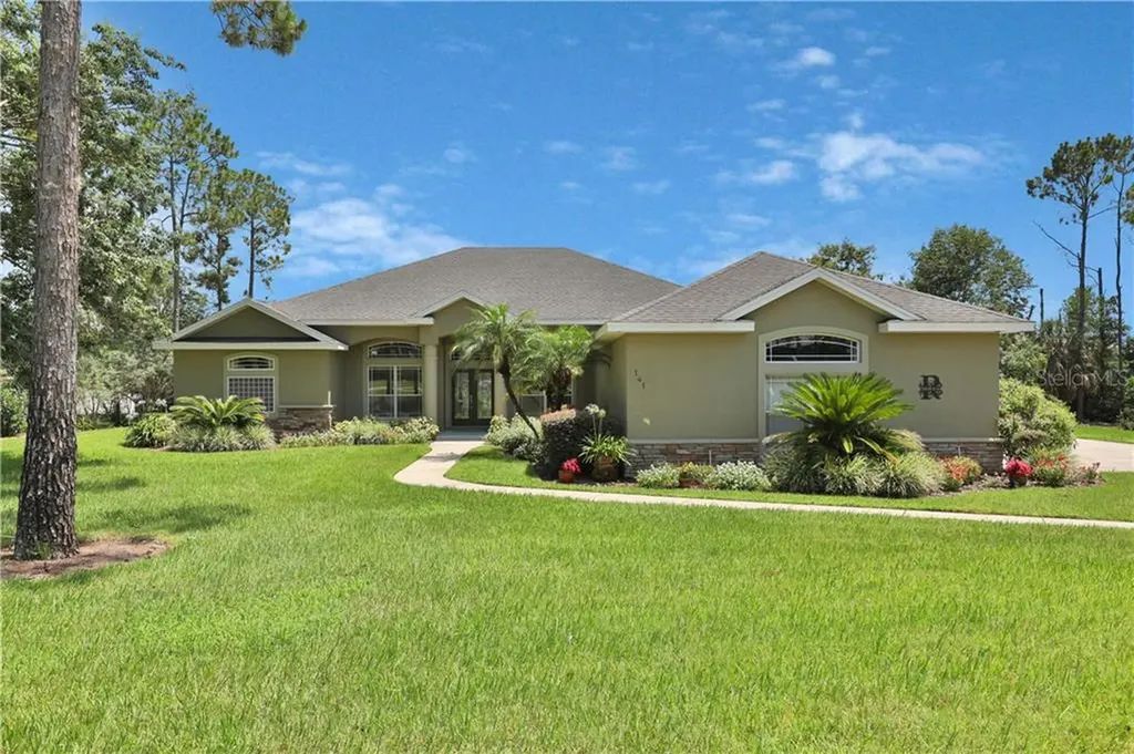 141 Sylvana Court Auburndale FL 33823