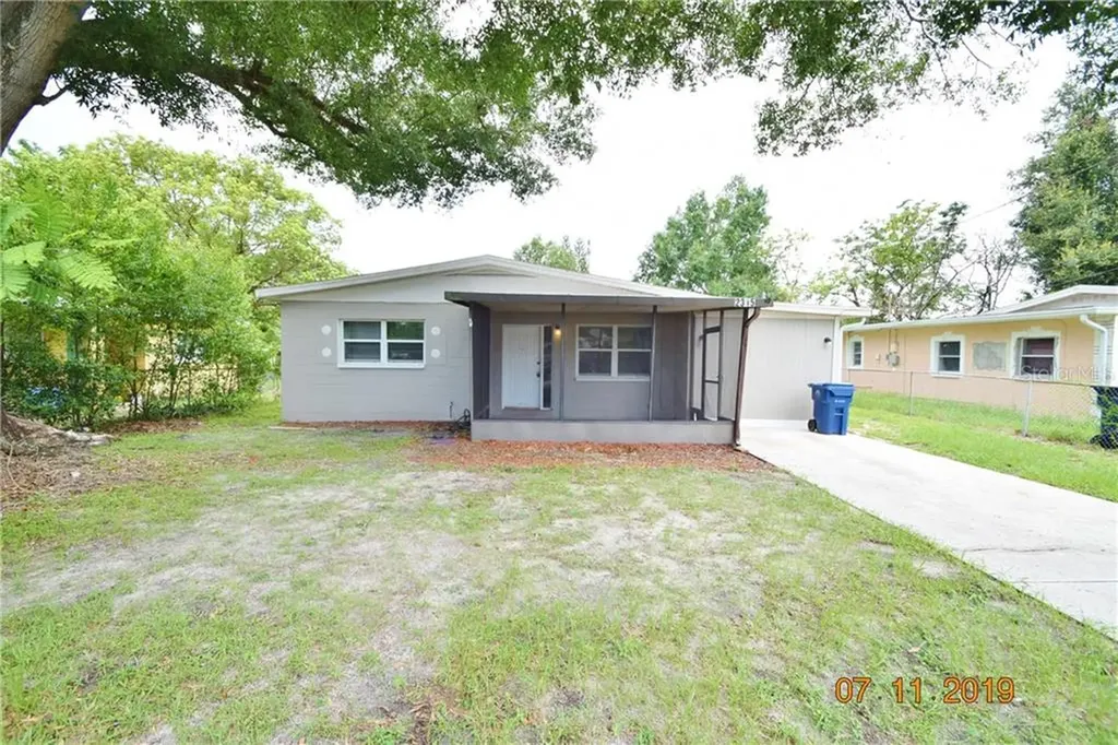 2315 E Liberty Street Tampa FL 33612
