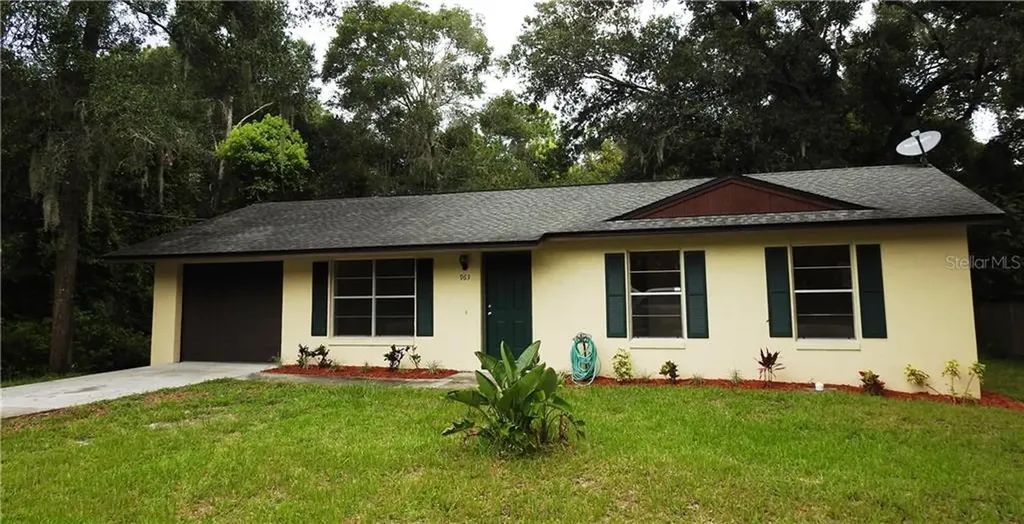 963 W French Avenue Orange City FL 32763