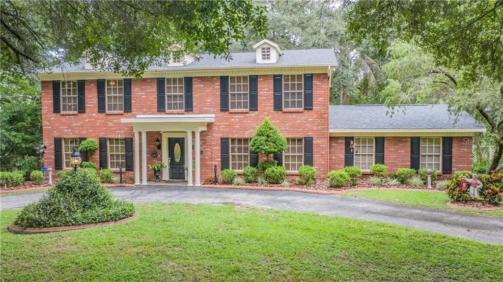 1603 Lakewood Drive Brandon FL 33510