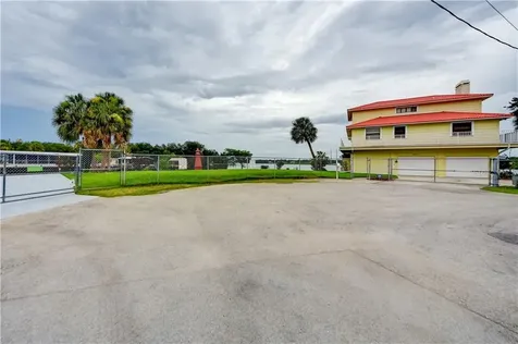 8401 Magnolia Street Gibsonton FL 33534