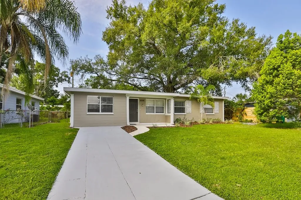 2009 E Patterson Street Tampa FL 33610