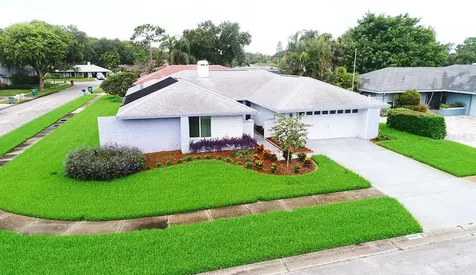 10044 Linden Place Drive Seminole FL 33776