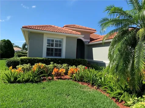 4895 Sabal Lake Circle Sarasota FL 34238