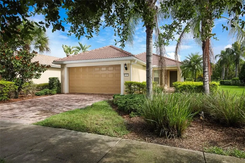 19271 Lappacio Street Venice FL 34293