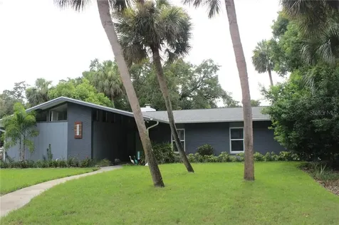 8301 35th Avenue N St Petersburg FL 33710