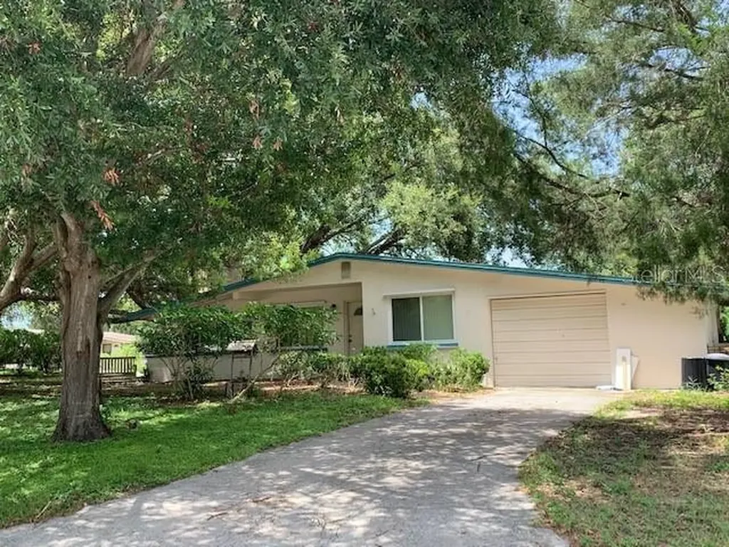 11391 121st Terrace Largo FL 33778
