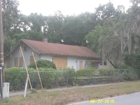 310 Perkins Street Leesburg FL 34748