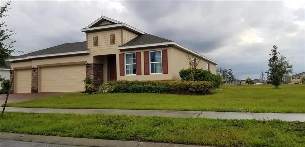 292 Sparrow Hawk Drive Groveland FL 34736